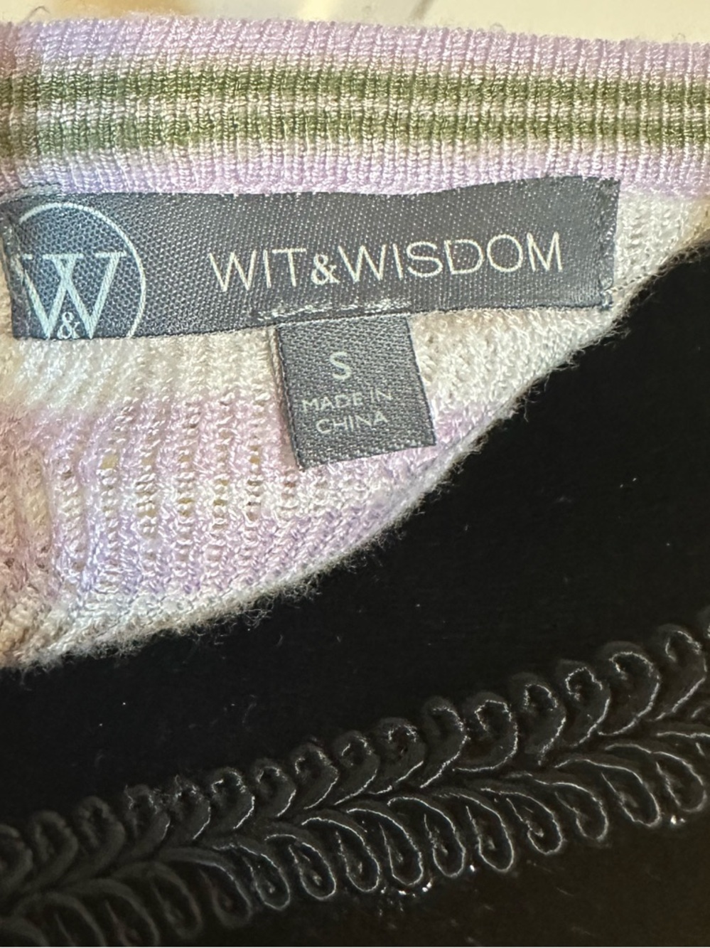 Wit & Wisdom Striped Lightweight Knit Tie Front Top Size Small Rayon V Neck - Picture 11 of 15